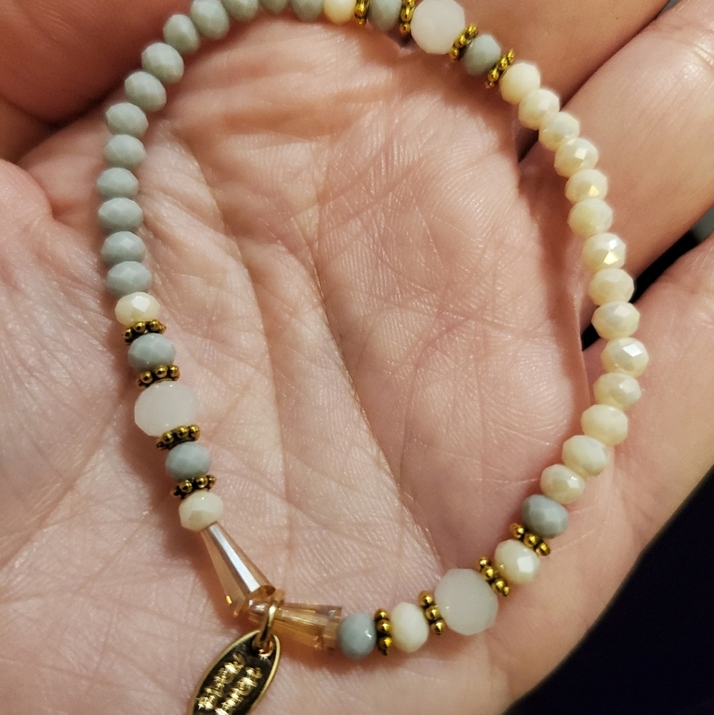 New Hand Made Glass Bead & Stone Bracelet - Picture 2 of 9